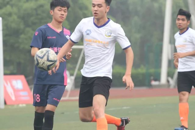 阿森纳新秀曾试训练习利物浦和南安普顿，18岁已为球队斩获20球